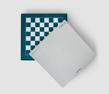 The Gambit - Wood Chess Dekor