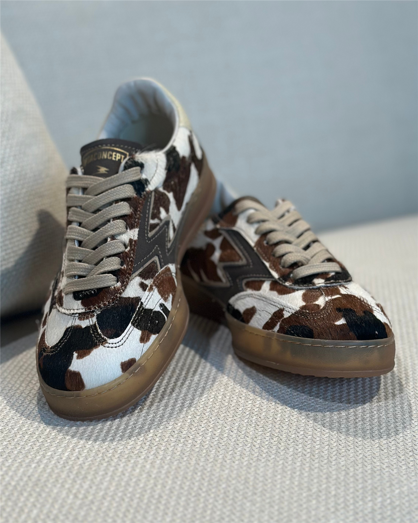 Club Deluxe Cow Print Horsy Brown Sko