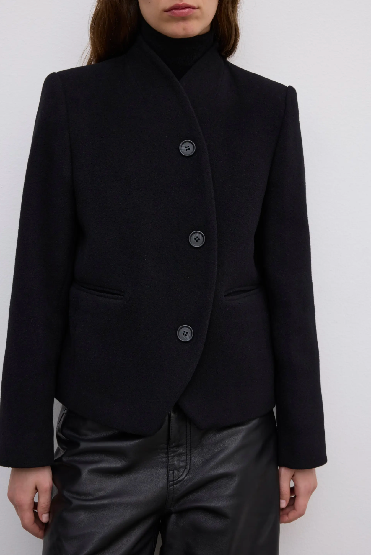 Short Curved Jacket Black Yttertøy