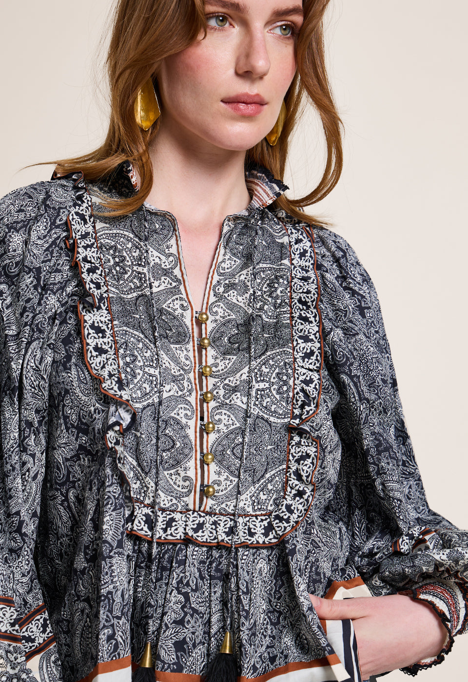 Desire Top Onyx Black/Vanilla and Rust Bluser