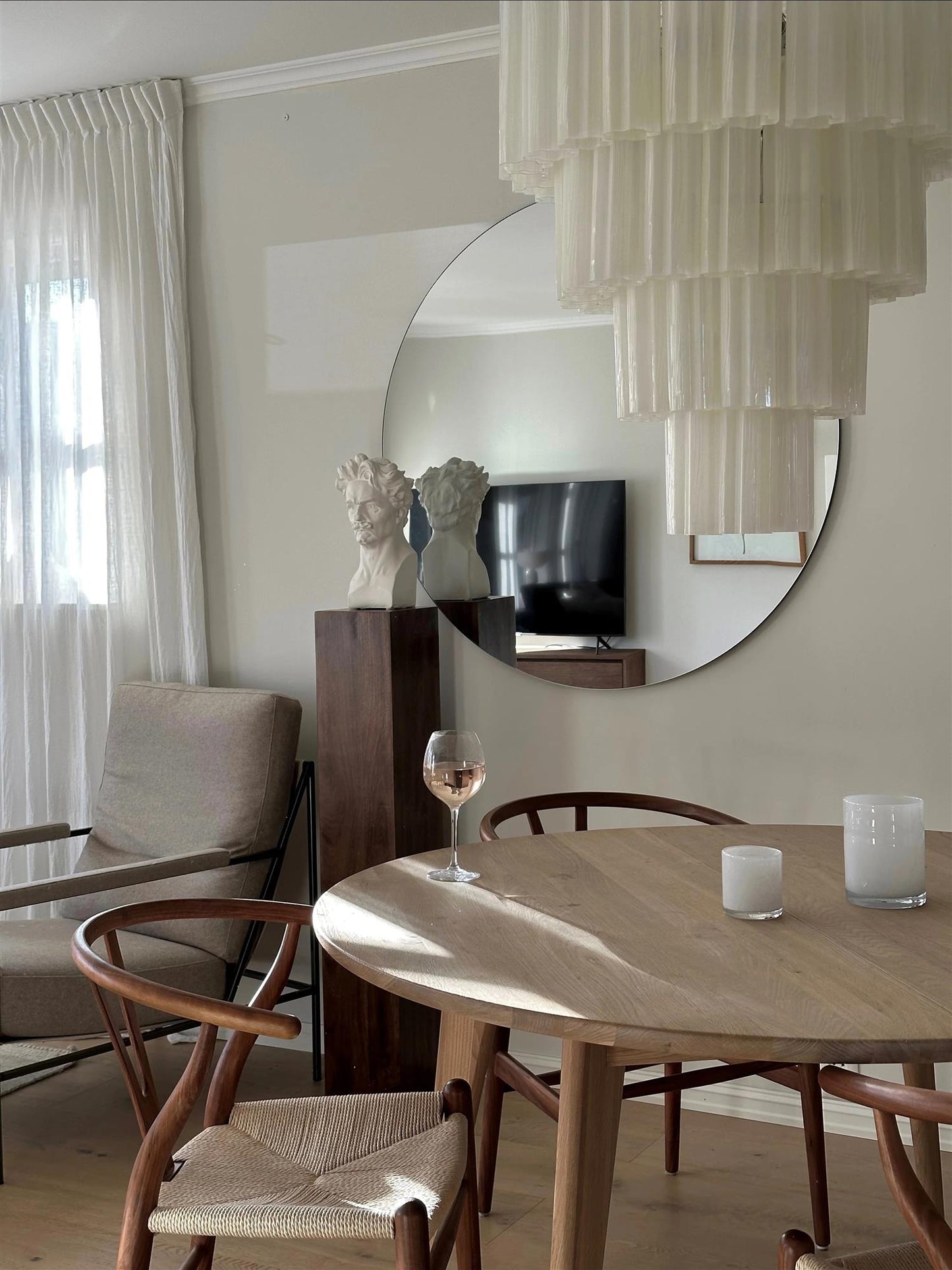 Fontaine Chandelier L White Lamper