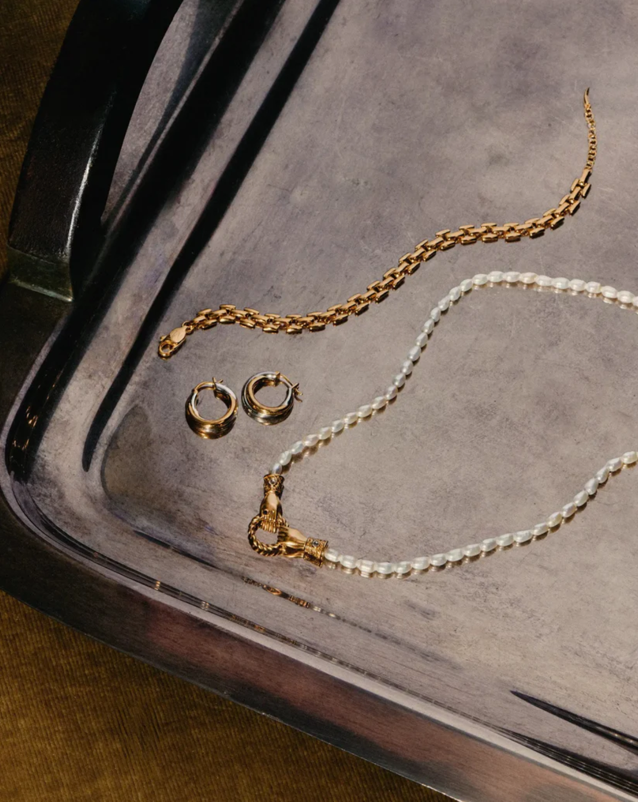 Øredobber | Lucy Williams Entwine Small Hoop Earrings
