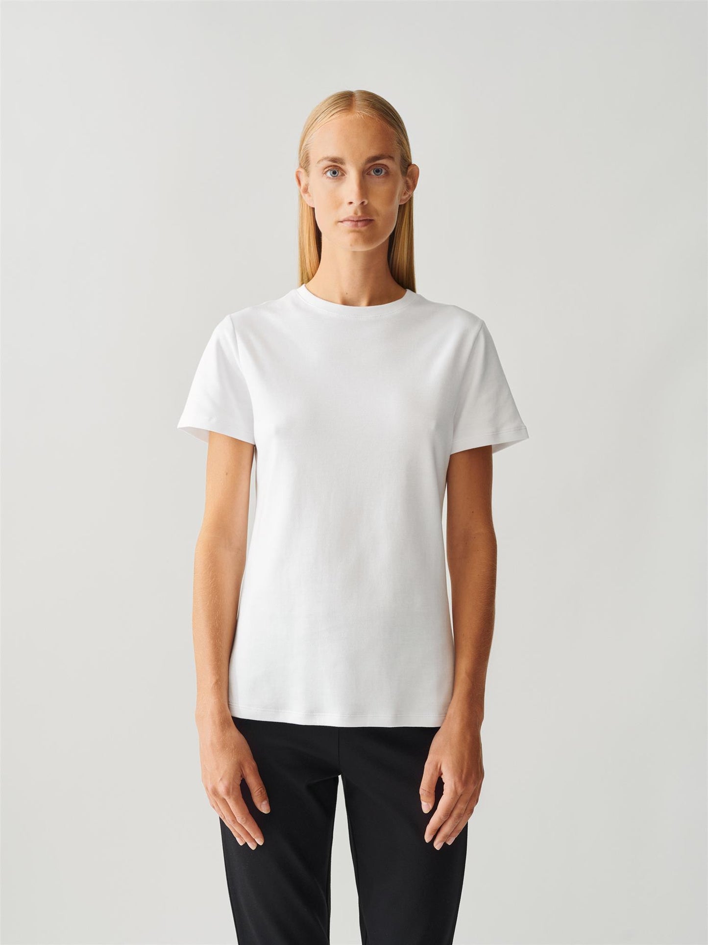 Agnes Tee White T-skjorter