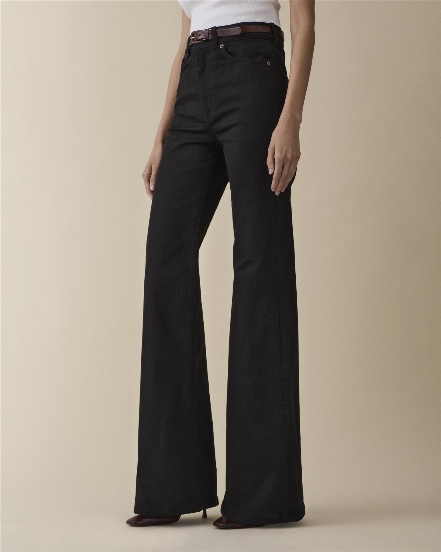 Fuji Jeans Rinse Stay Black Bukser