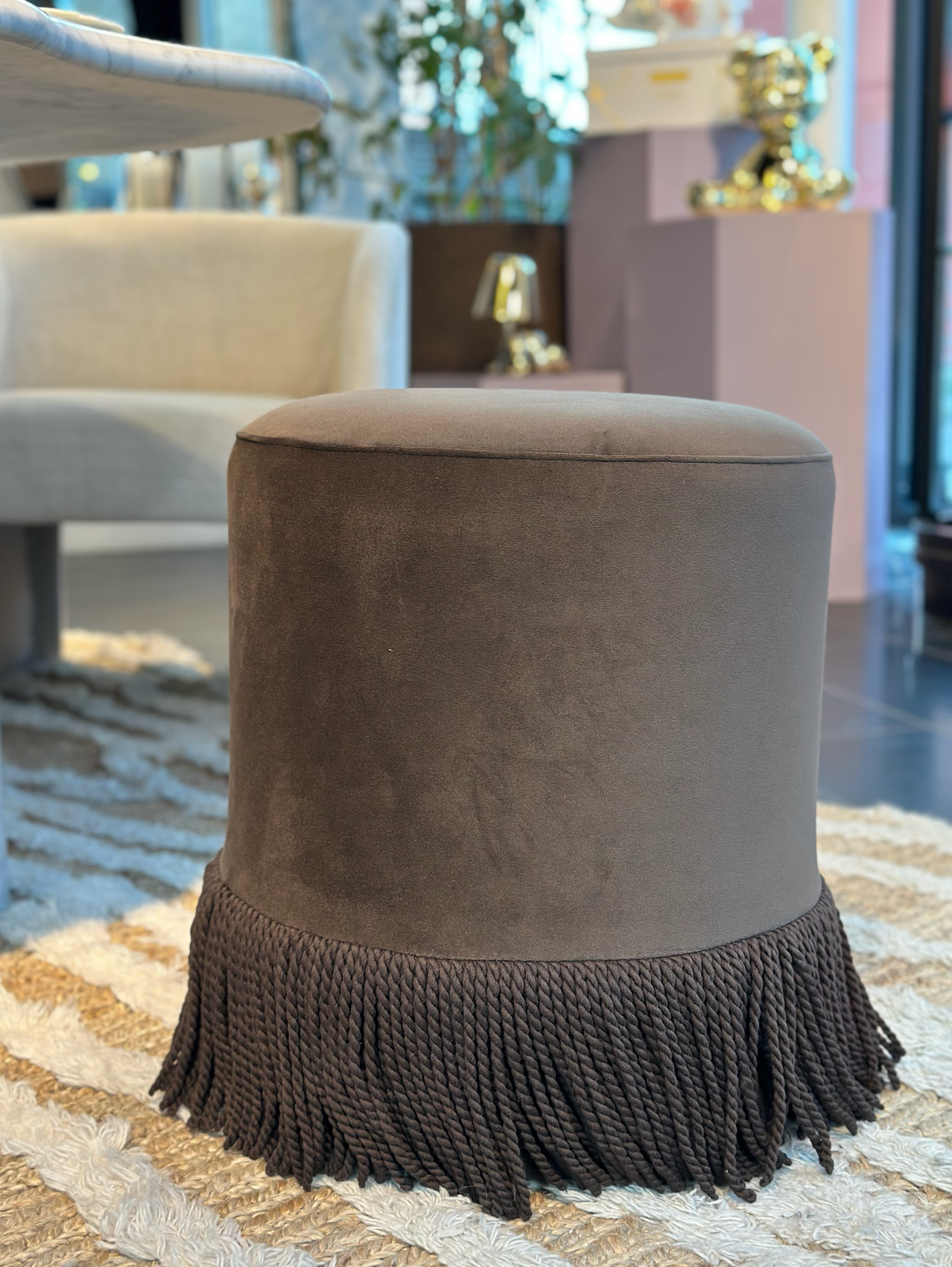 Gigi Pouf Dark Brown Stoler