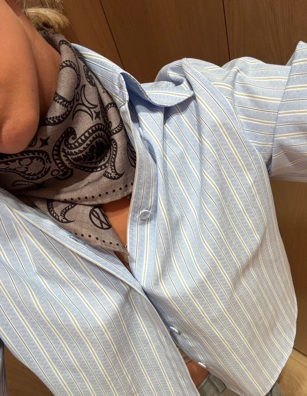 Wool Paisley Scarf Taupe