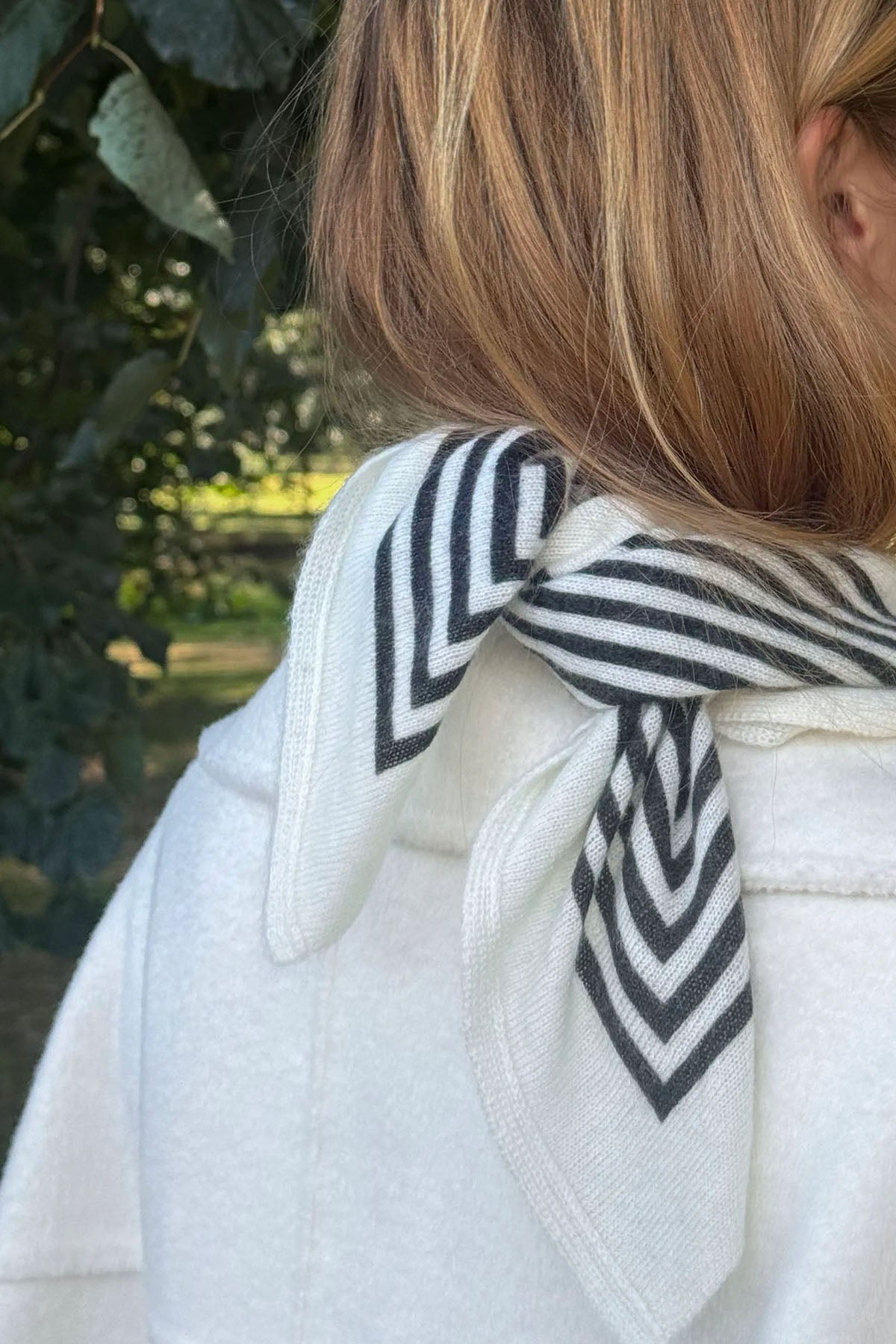 CASHMERE STRIPED SCARF - CREAM