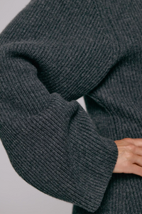 Ragna Cardigan Dark Grey Cardigans