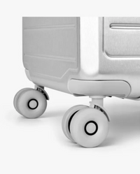 Day Tonal 24" Trunk Silver Kofferter