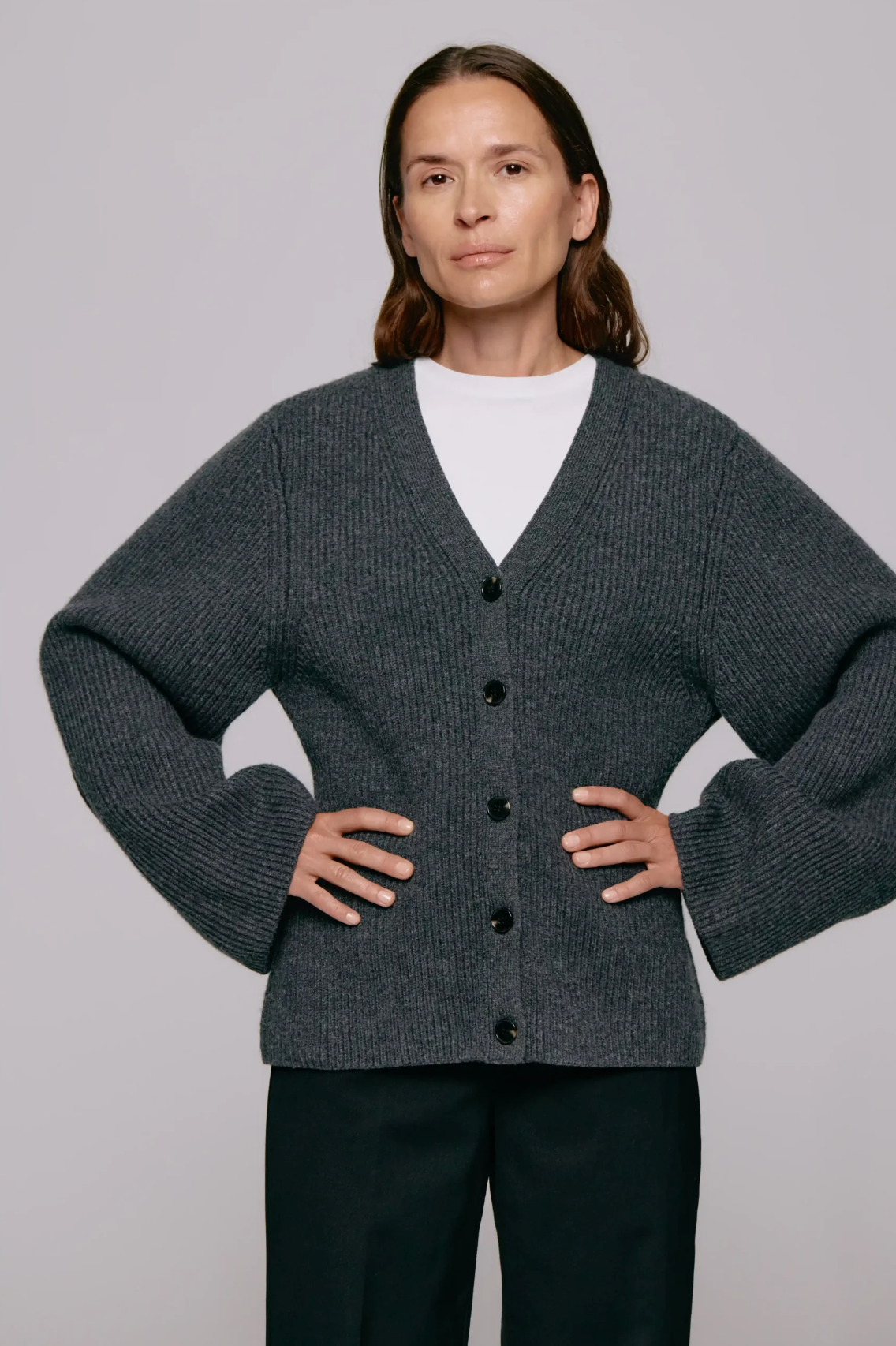 Ragna Cardigan Dark Grey Cardigans