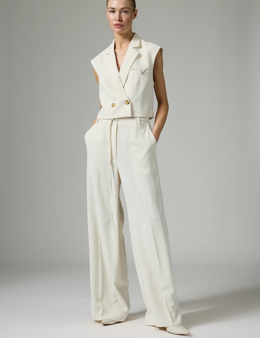 Marnie - Classic Gabardine Vester