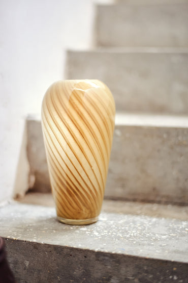 Glass vase mochi