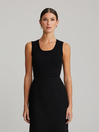 Hannele Top Black T-skjorter