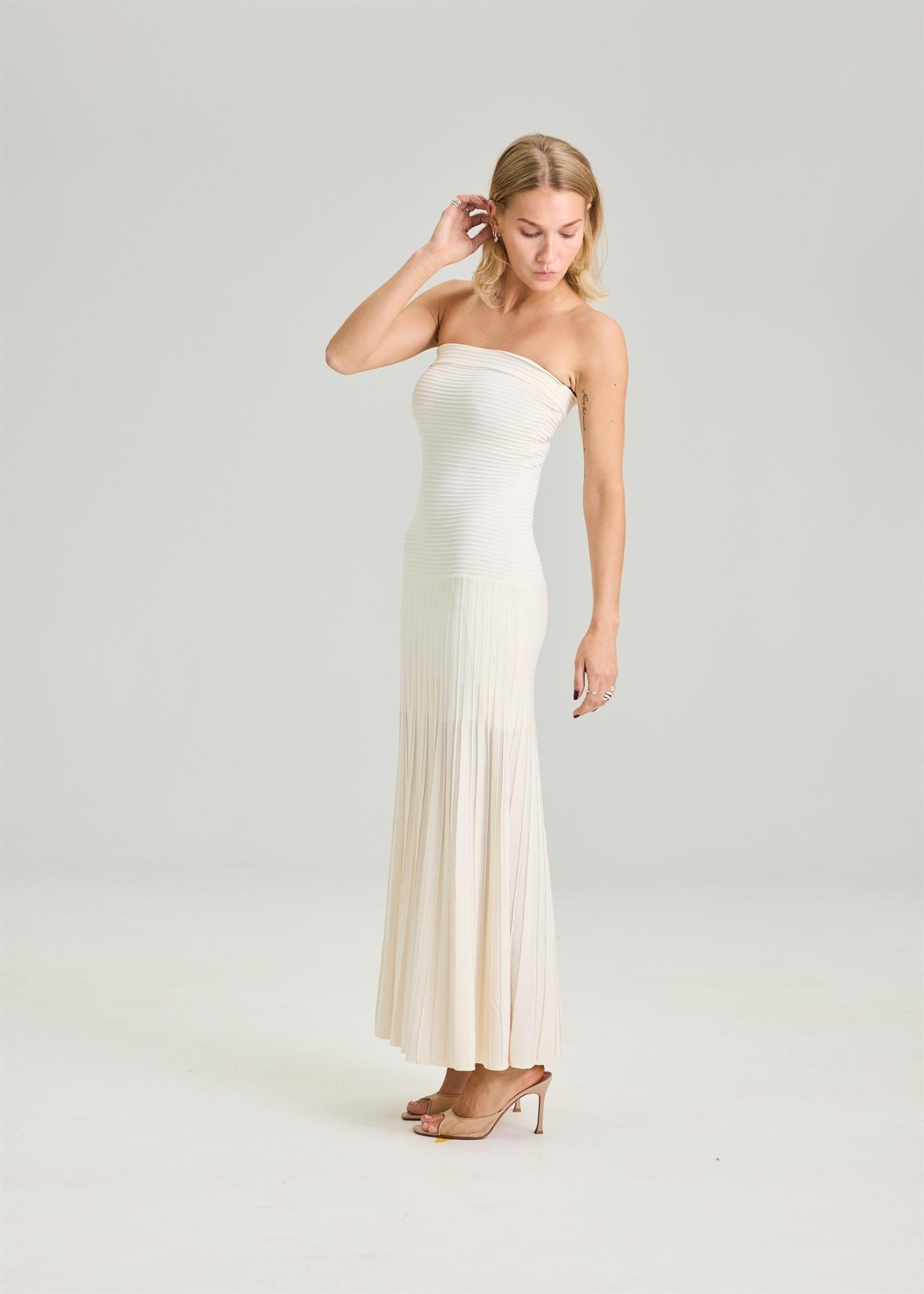 Emilie Dress Cream Kjoler