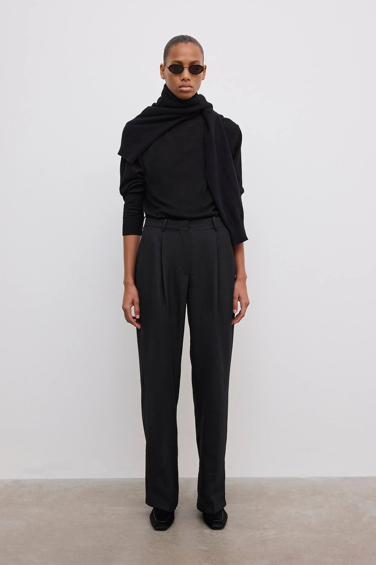 Relaxed Wool Trouser