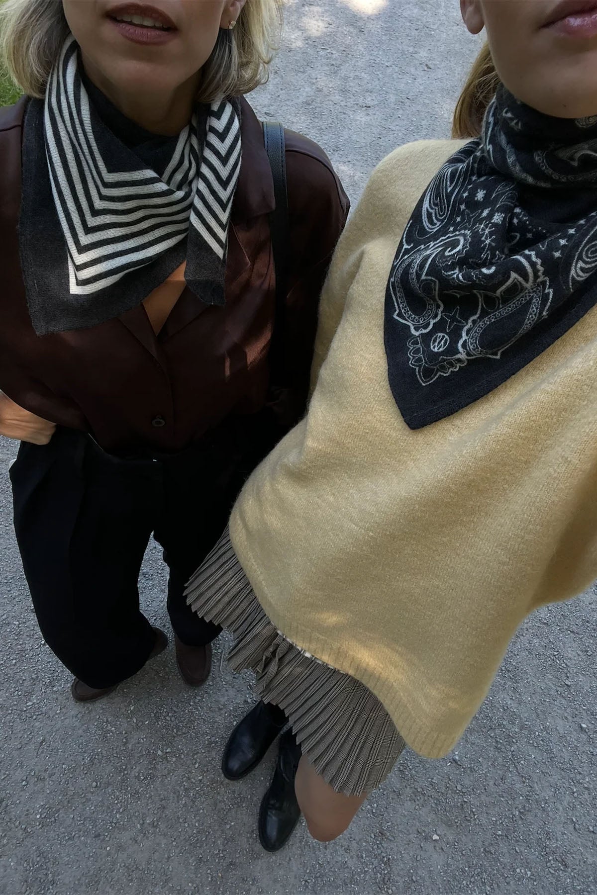 CASHMERE PAISLEY SCARF - BLACK