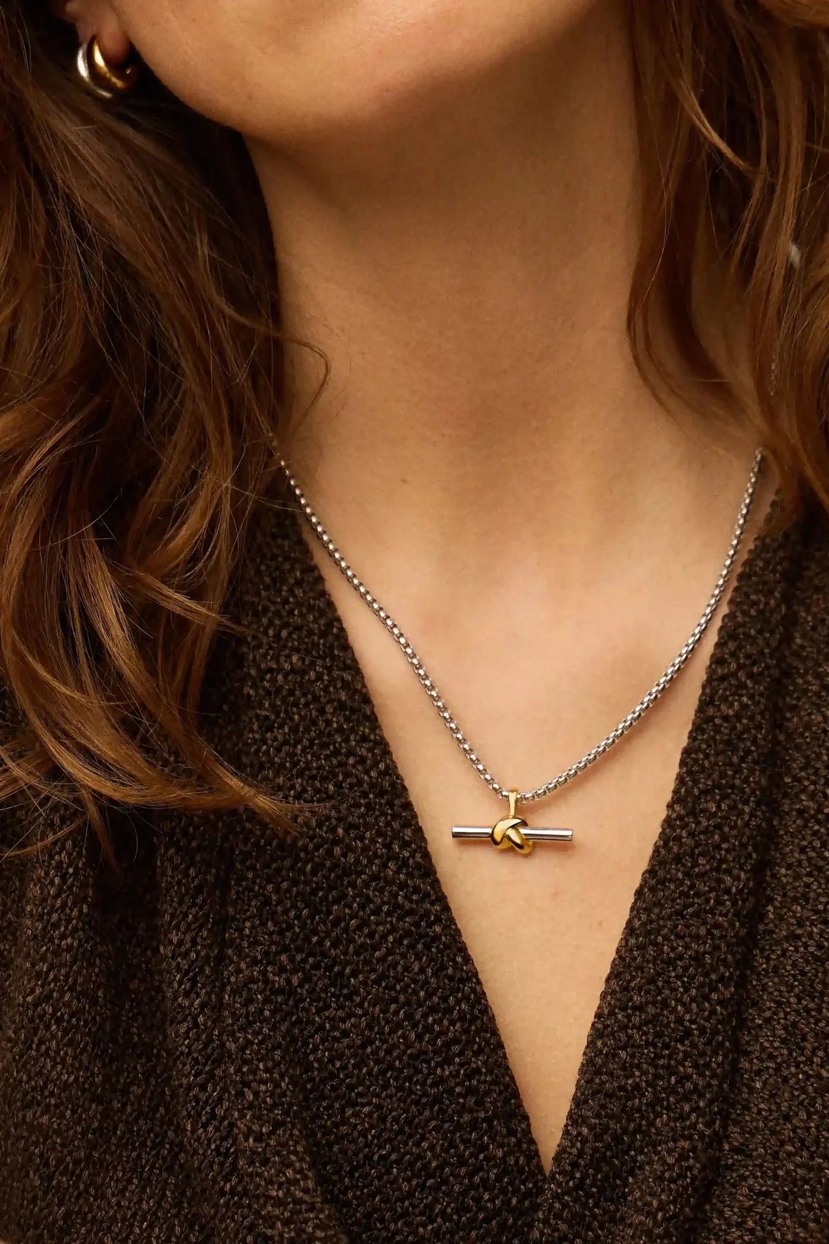 Lucy Williams Chunky Knot T-Bar Necklace