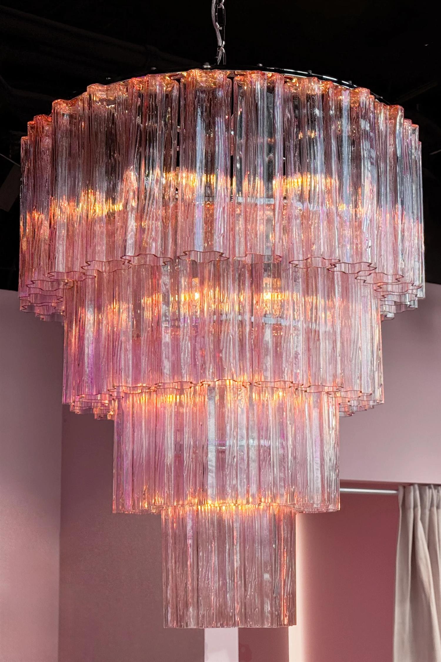 Fontaine Chandelier L Pink Lamper