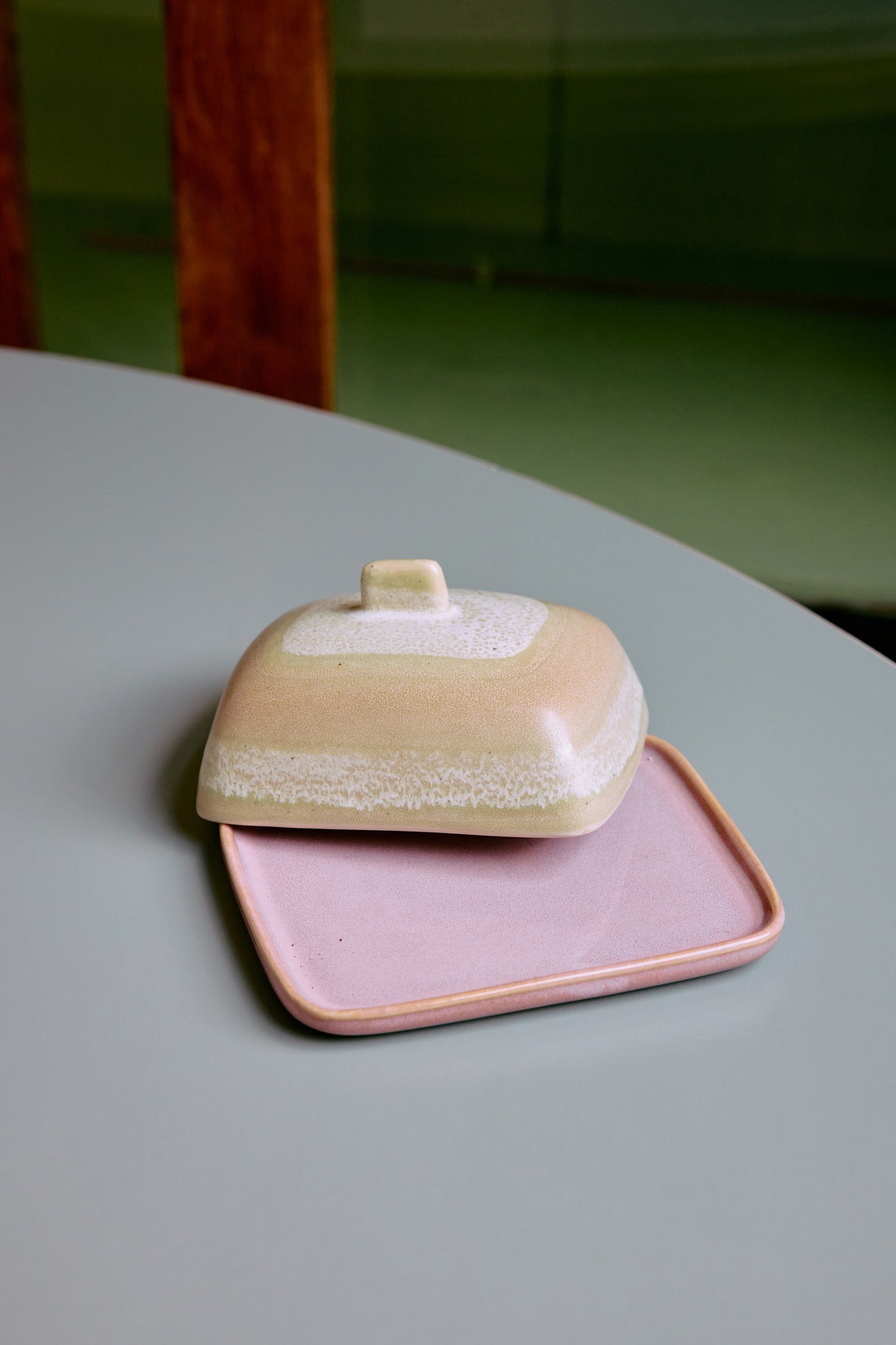 70s ceramics: butter dish, skyline