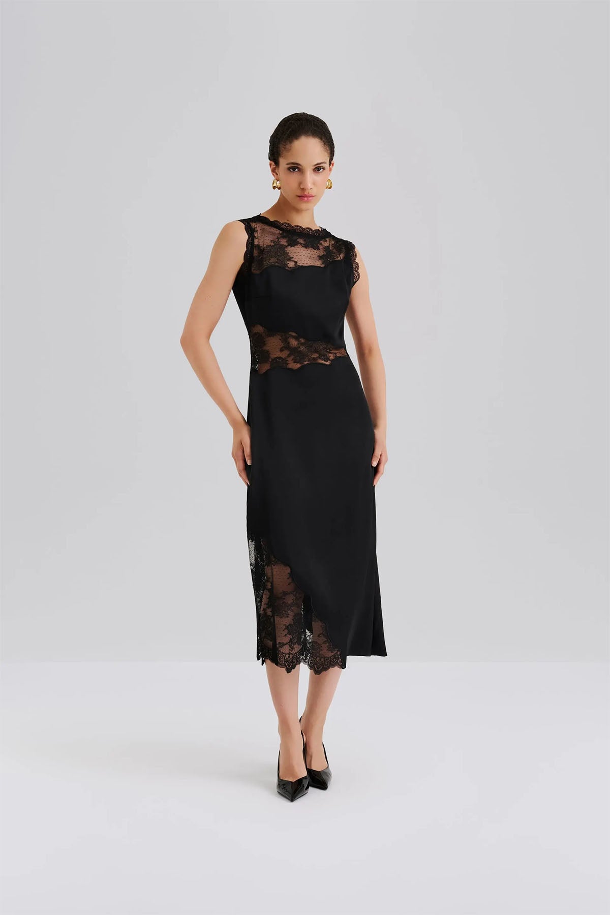 Kjoler | Desire Lace Trimmed Cut Out Midi Dress