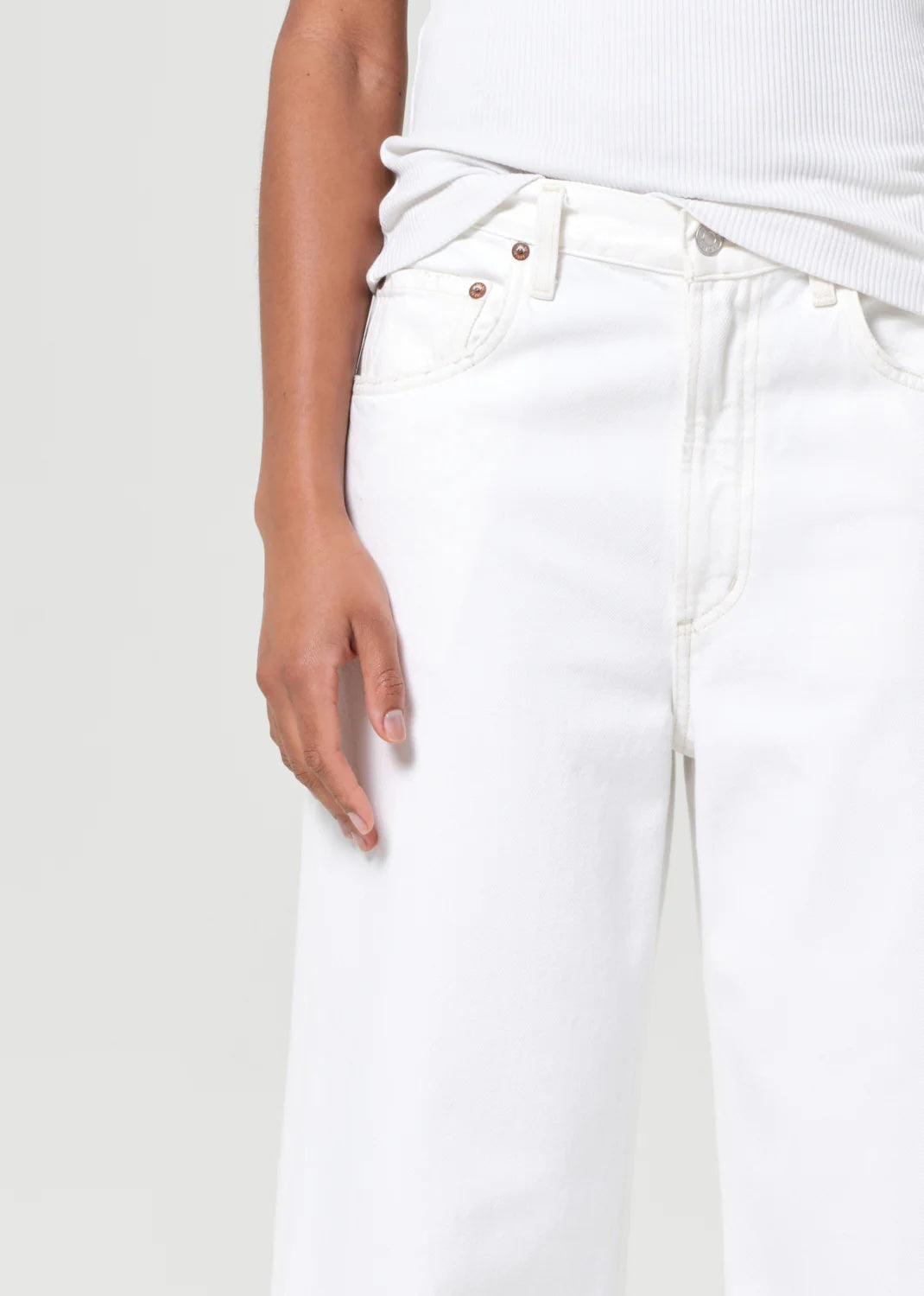 Low Curve Jeans in Milkshake Bukser