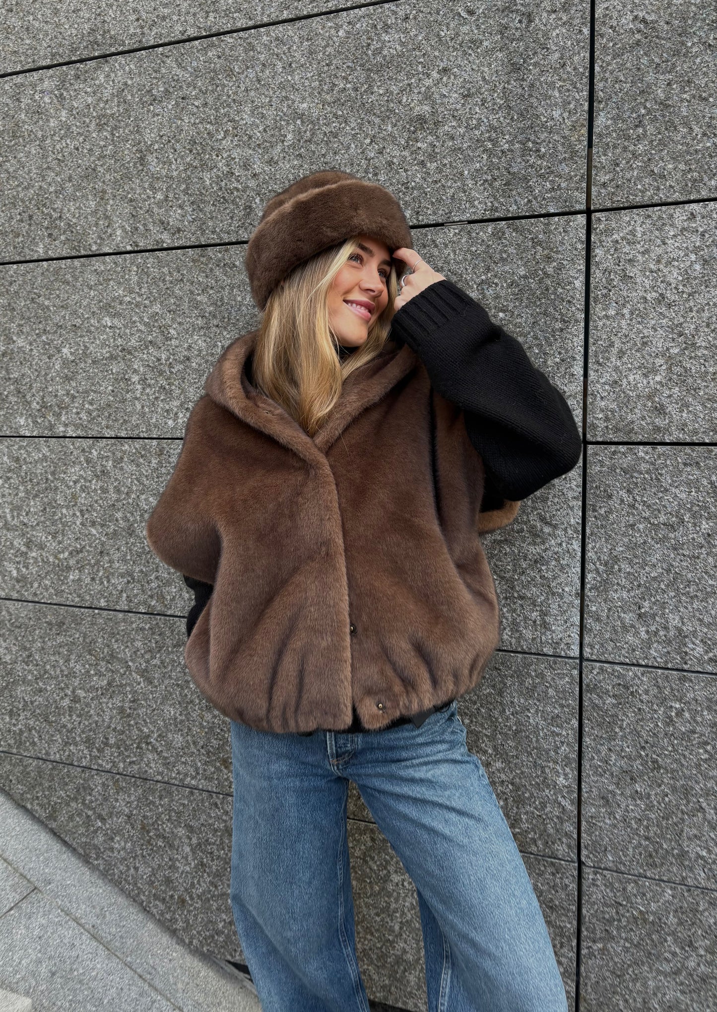 Oleana Faux Mink Vest Choco Choco Jakker