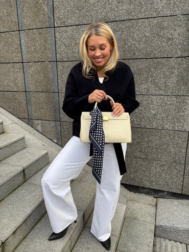 Low Curve Jeans in Milkshake Bukser