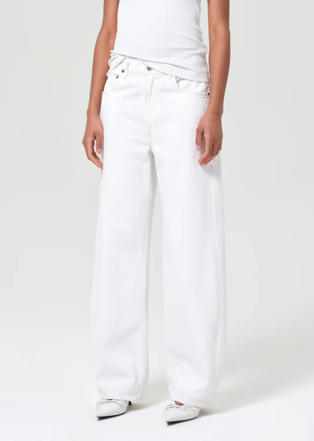 Low Curve Jeans in Milkshake Bukser