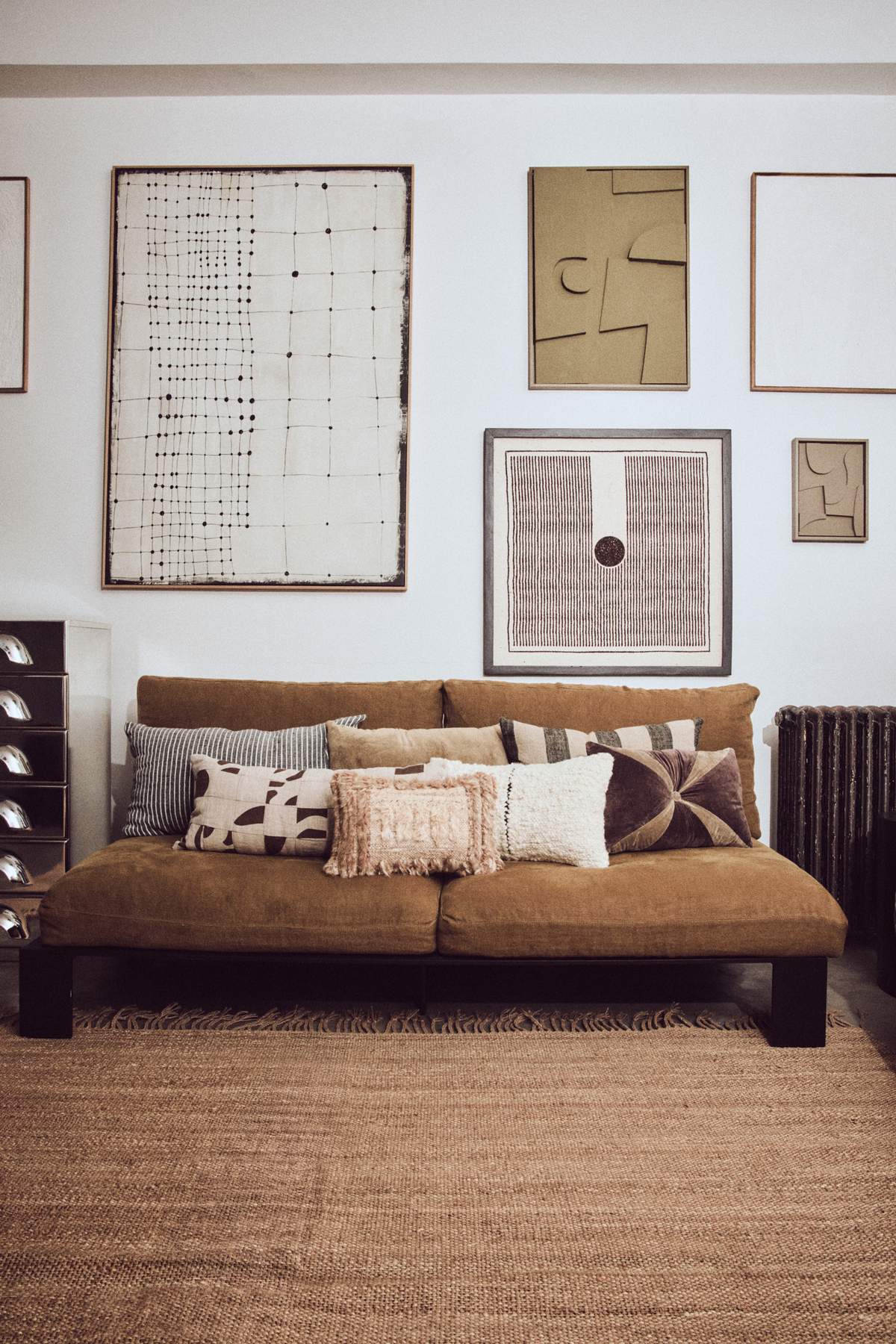 Velvet brown cushion - 50x30 cm