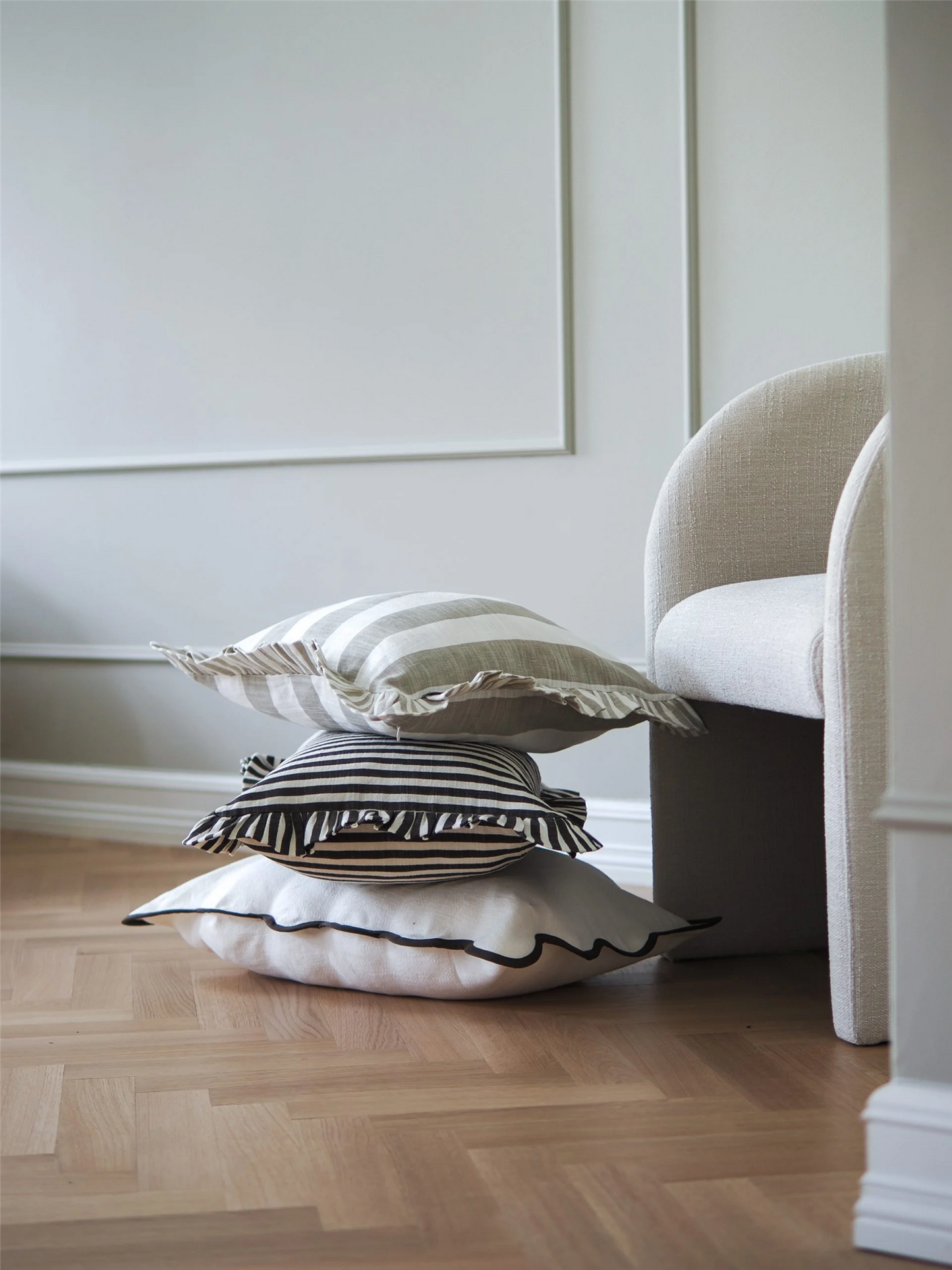 Poppy Cushion Cover Ivory Brown Puter