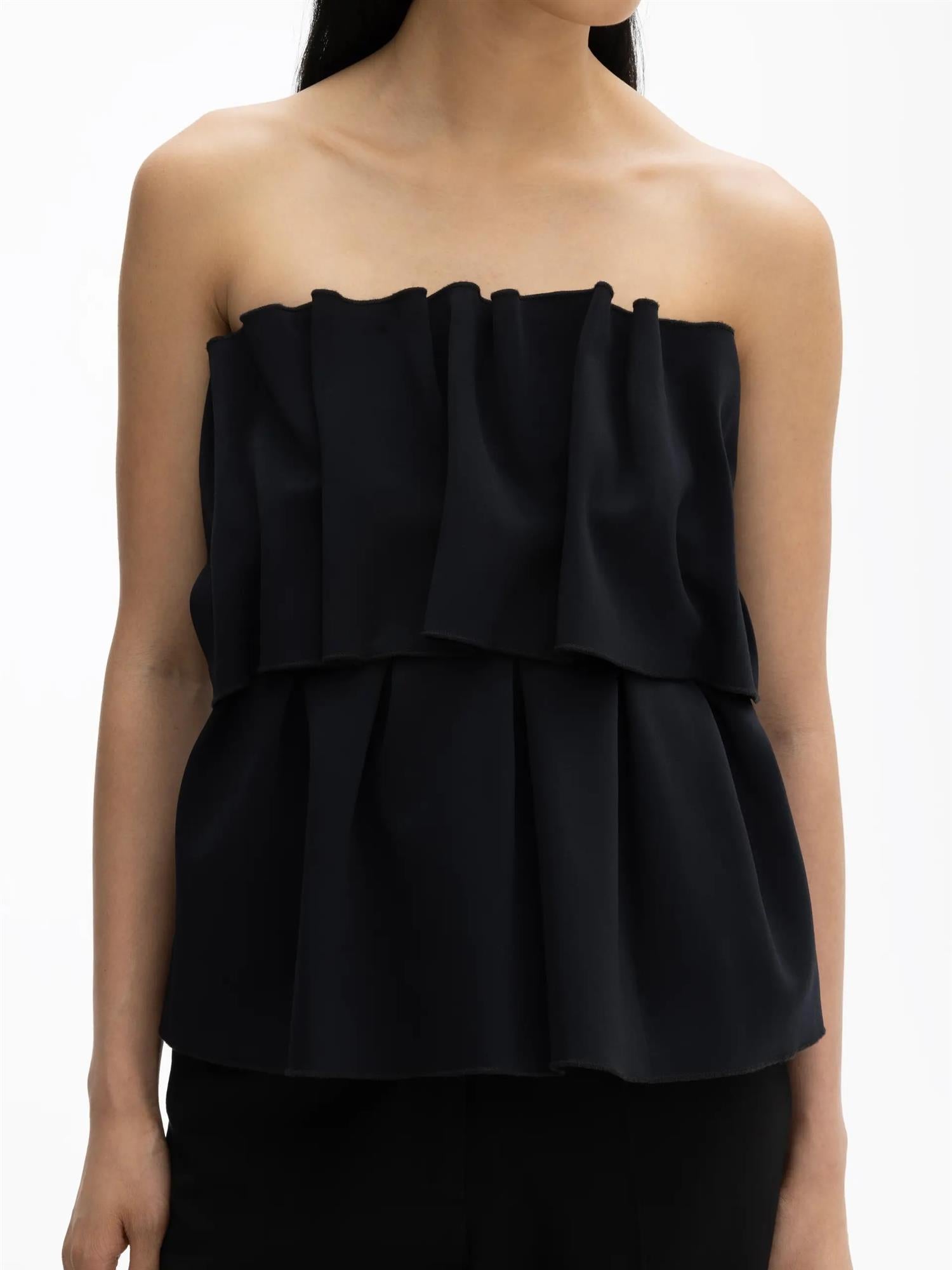 Sculpted Tube Top Black Bluser