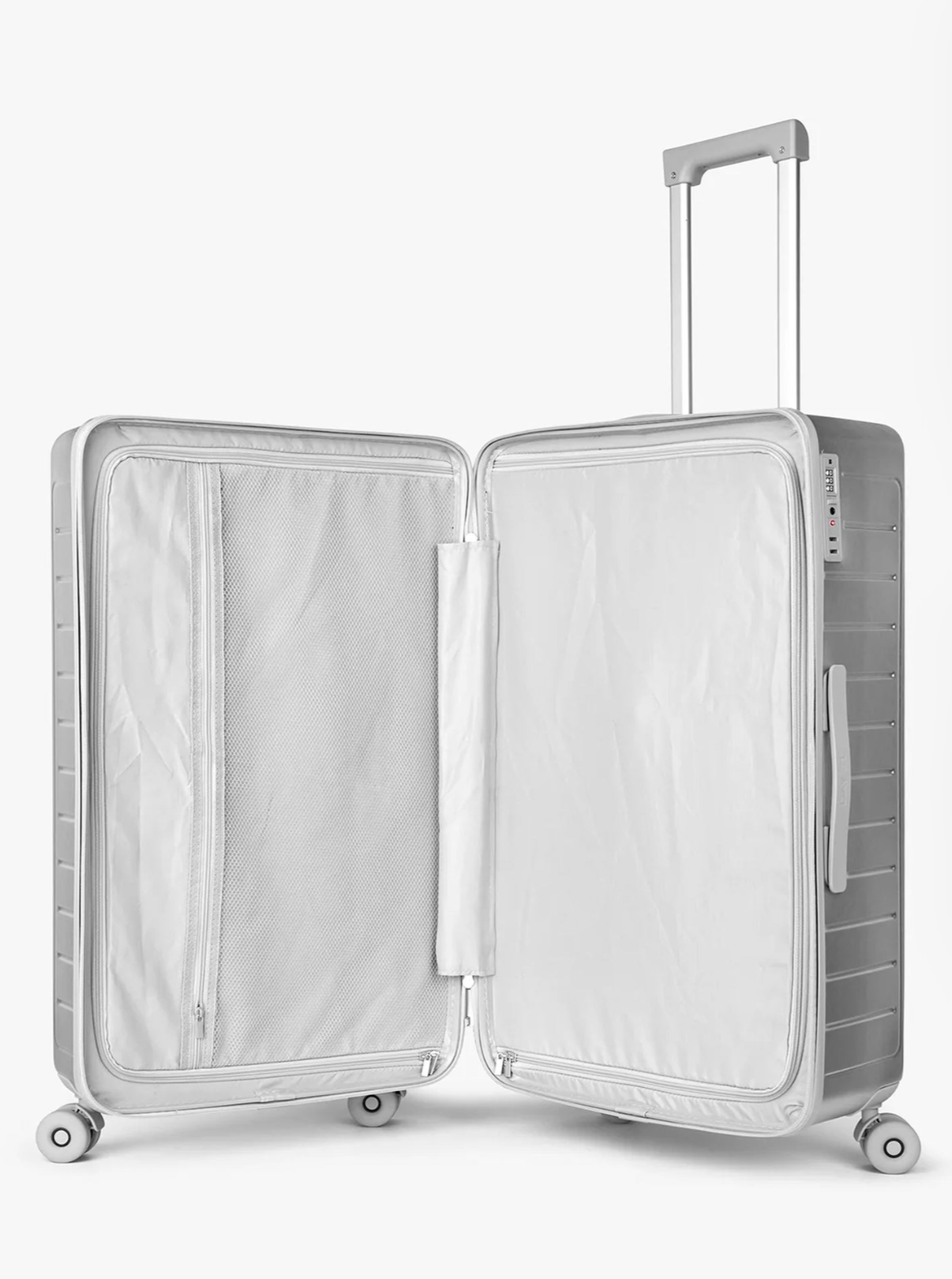 Day Tonal 28" Trunk Silver Kofferter