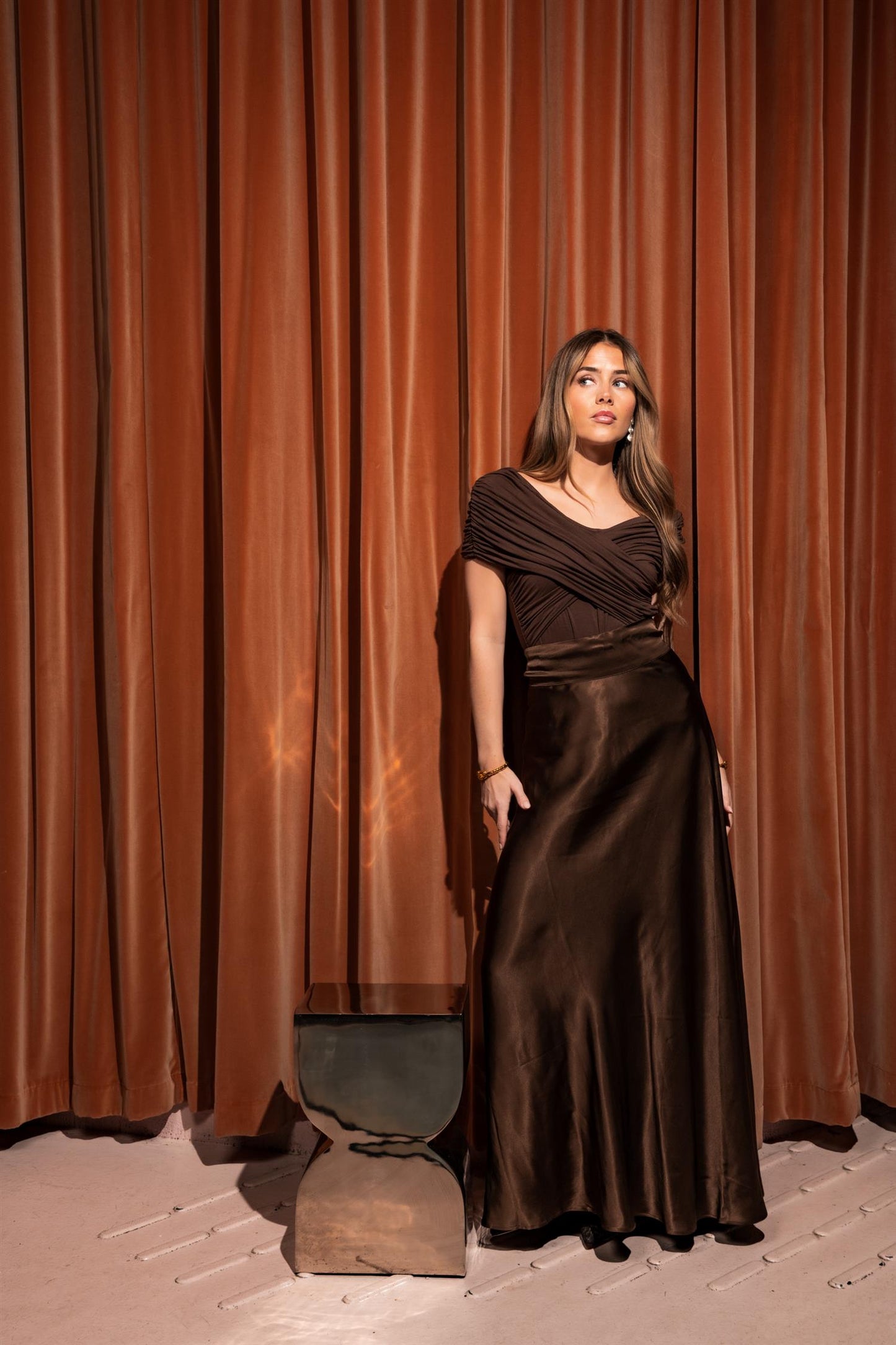 Dosinia Top Walnut Bluser