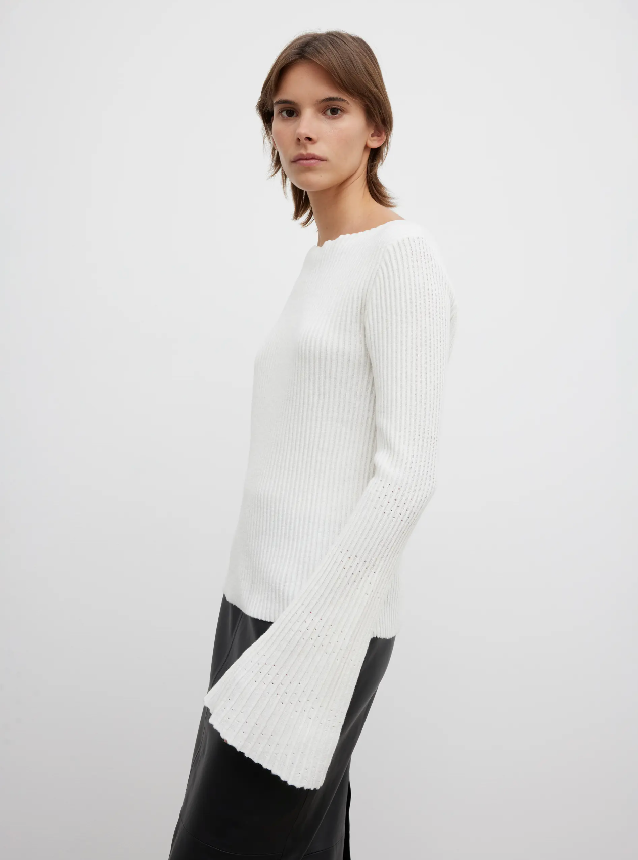 Knit Bell Sleeve Top Ivory White Gensere