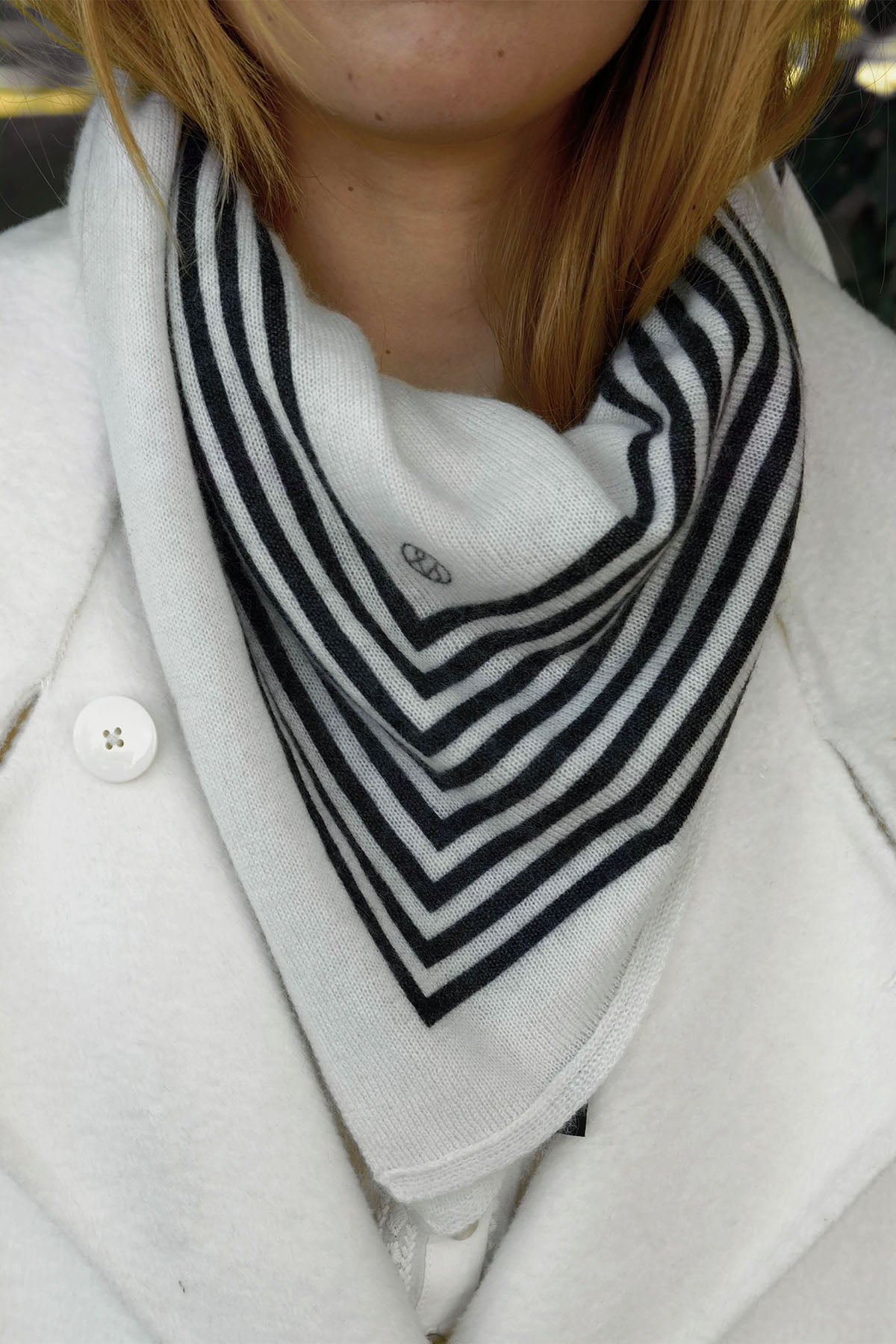 CASHMERE STRIPED SCARF - CREAM