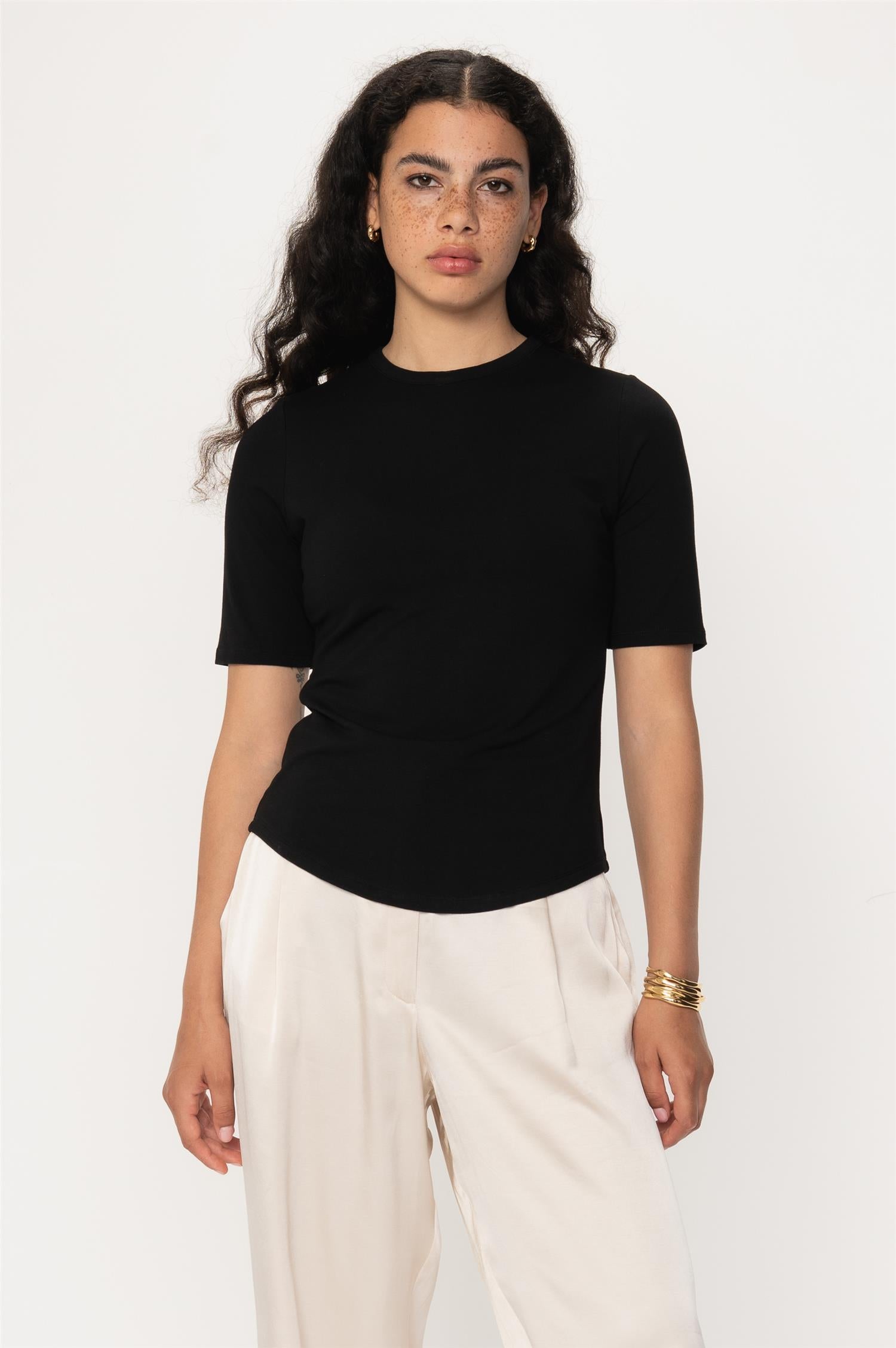Spica Top Black Bluser