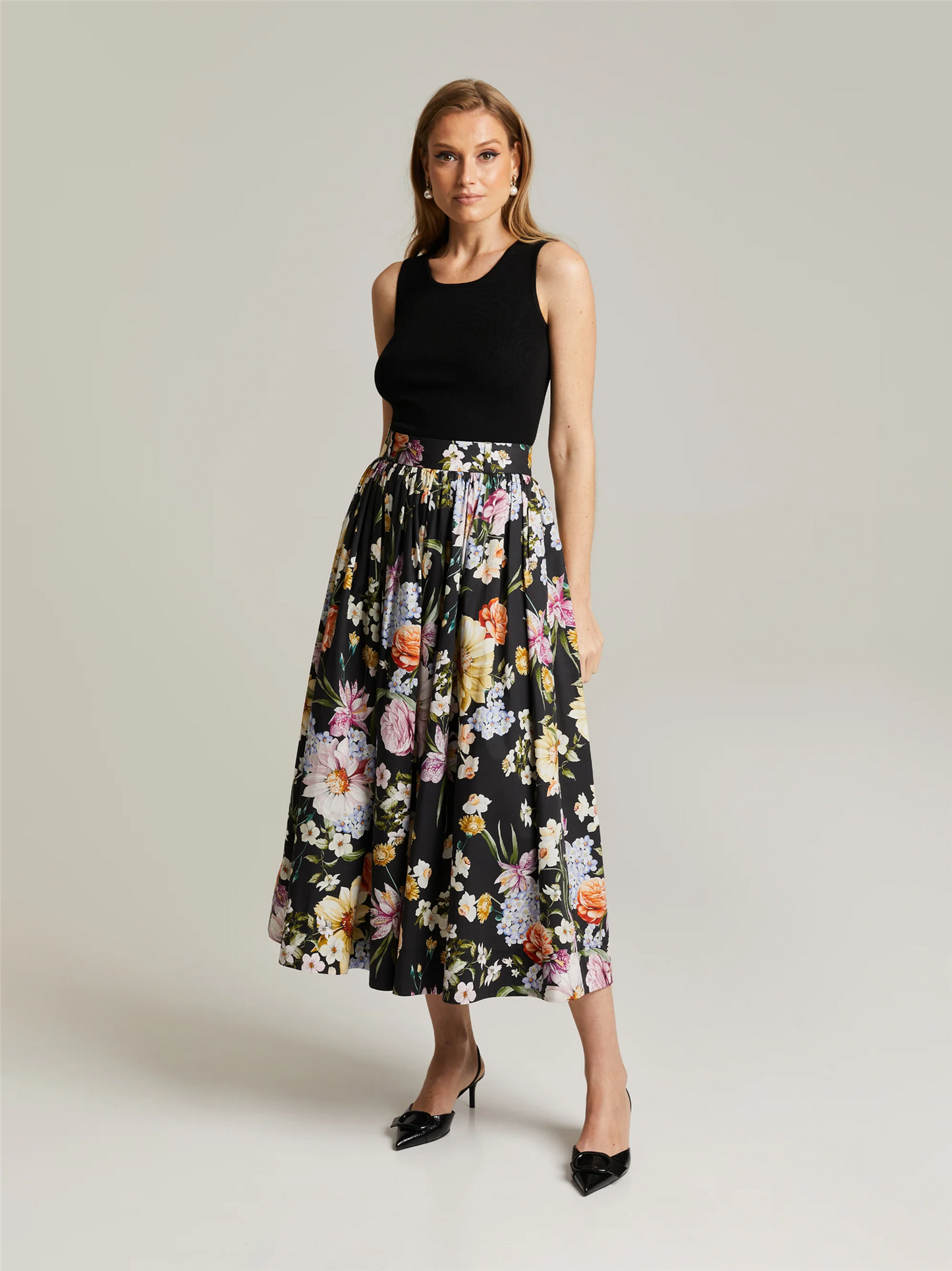 Hannele Top Black T-skjorter