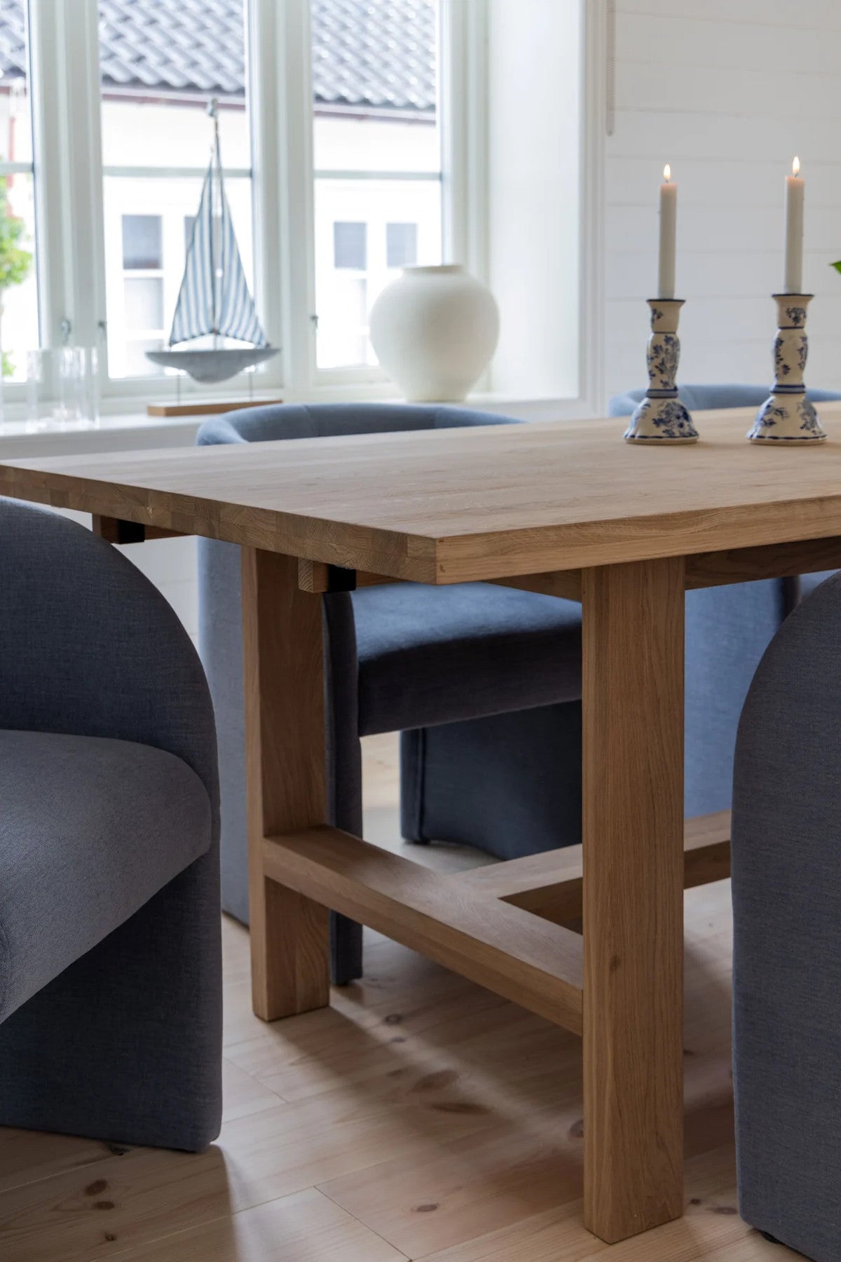 Jane Dining Table 240