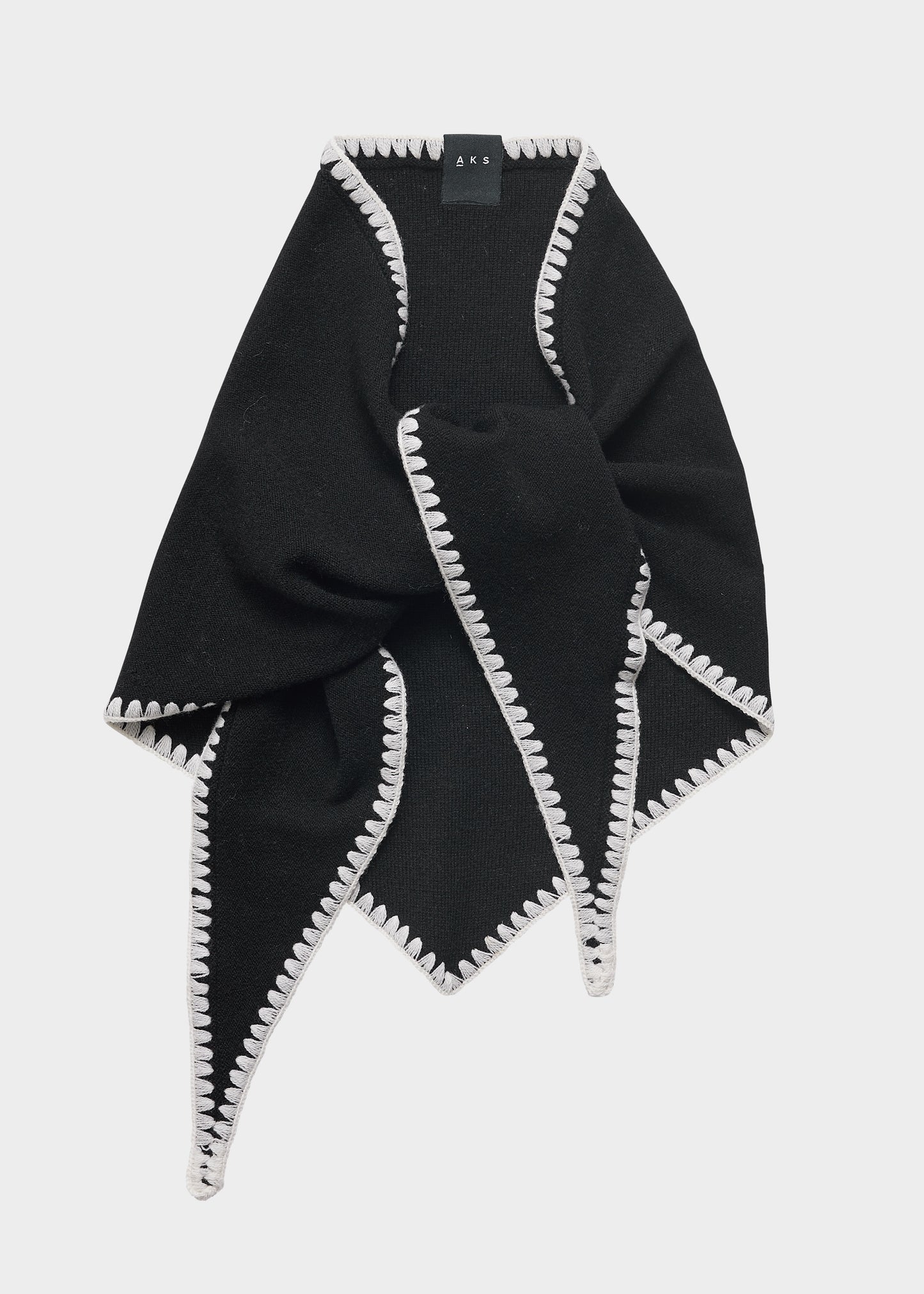 Mina Stitched Merino Scarf Black Skjerf