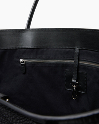 The Eva Weekend Tote Black Croc Vesker